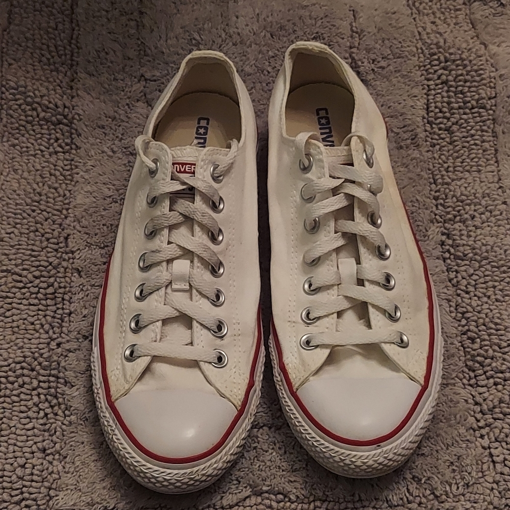 Converse Chuck Taylor All Star Low Top Sneaker US Men's Size 8.5 White